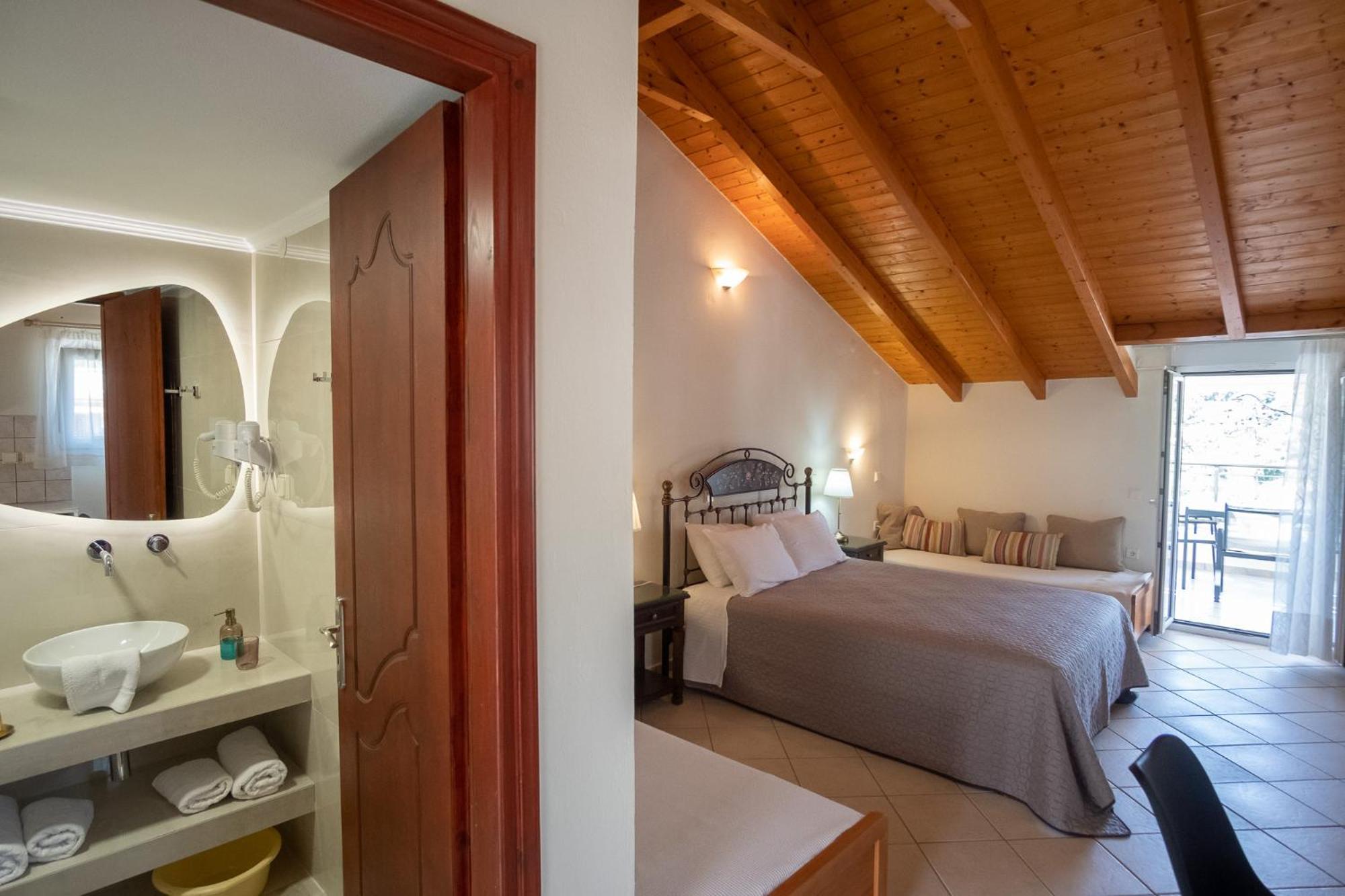 Rousis Studios Parga Exterior foto